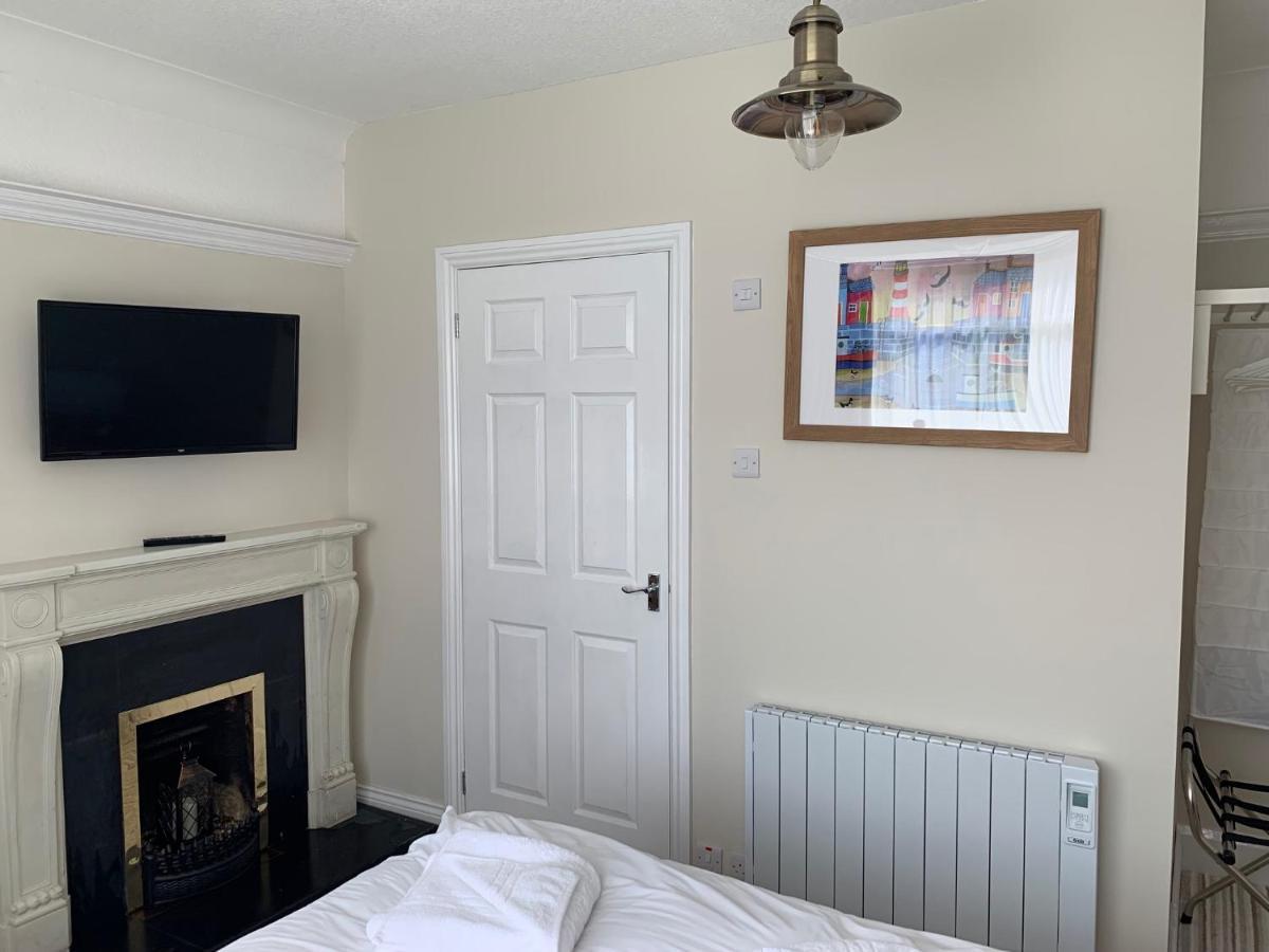 Holly Trees Bed & Breakfast Seahouses Dış mekan fotoğraf