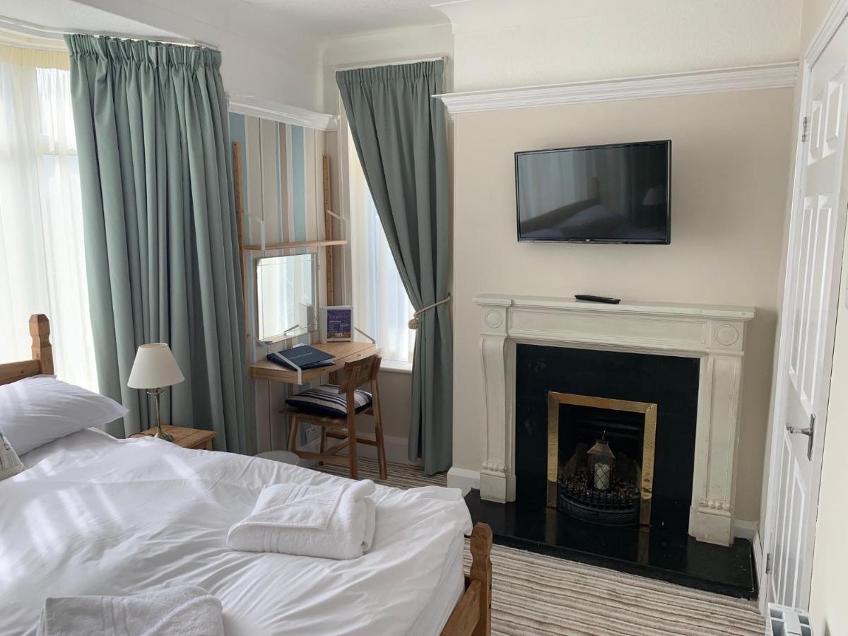 Holly Trees Bed & Breakfast Seahouses Dış mekan fotoğraf