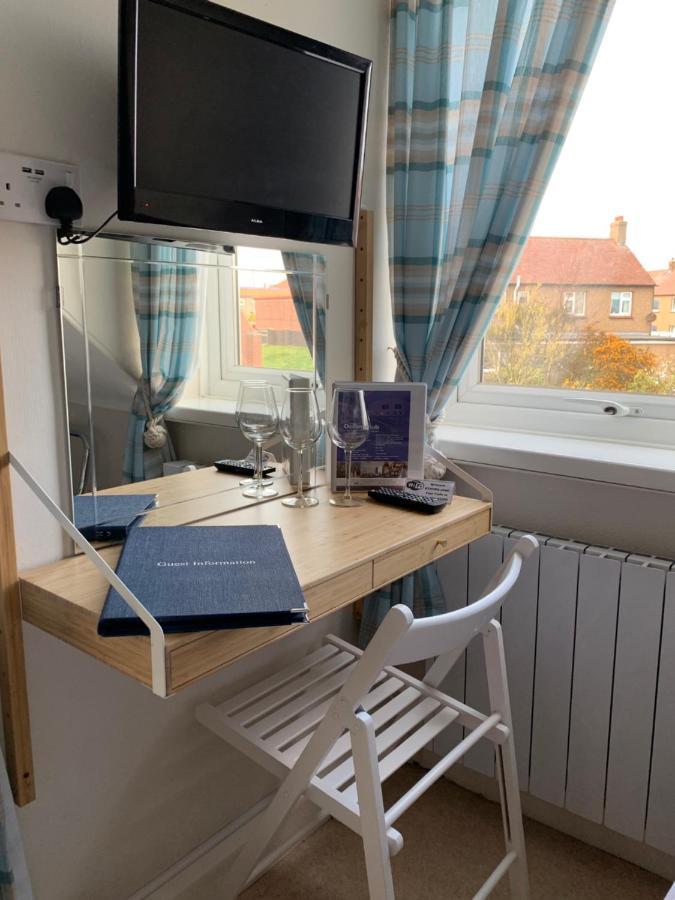Holly Trees Bed & Breakfast Seahouses Dış mekan fotoğraf