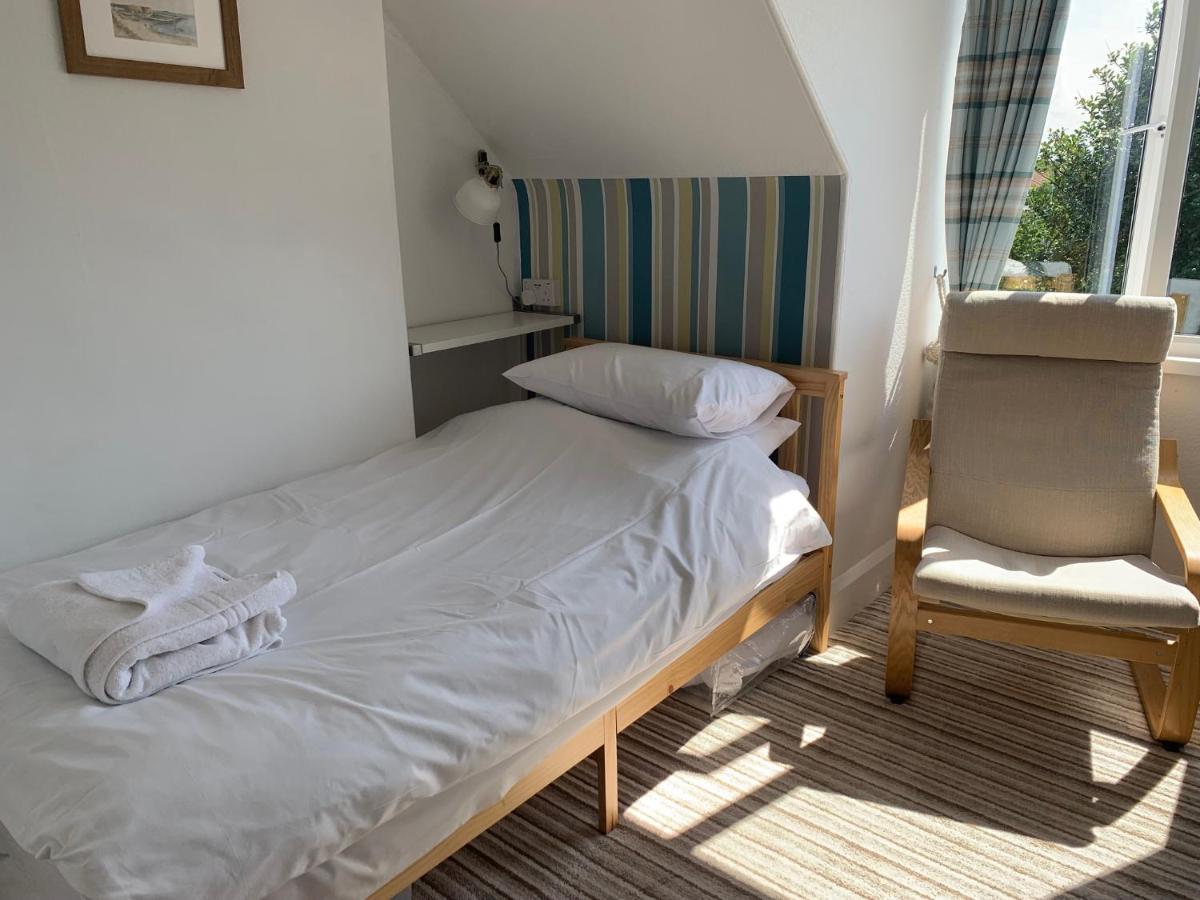 Holly Trees Bed & Breakfast Seahouses Dış mekan fotoğraf